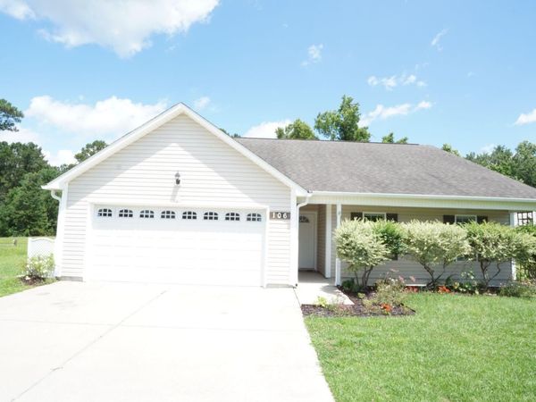 106 Farmgate Drive, Richlands, NC 28574
