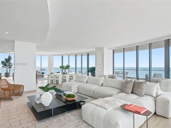 175 SE 25th. , Unit 3401/3402, Miami, FL 33129