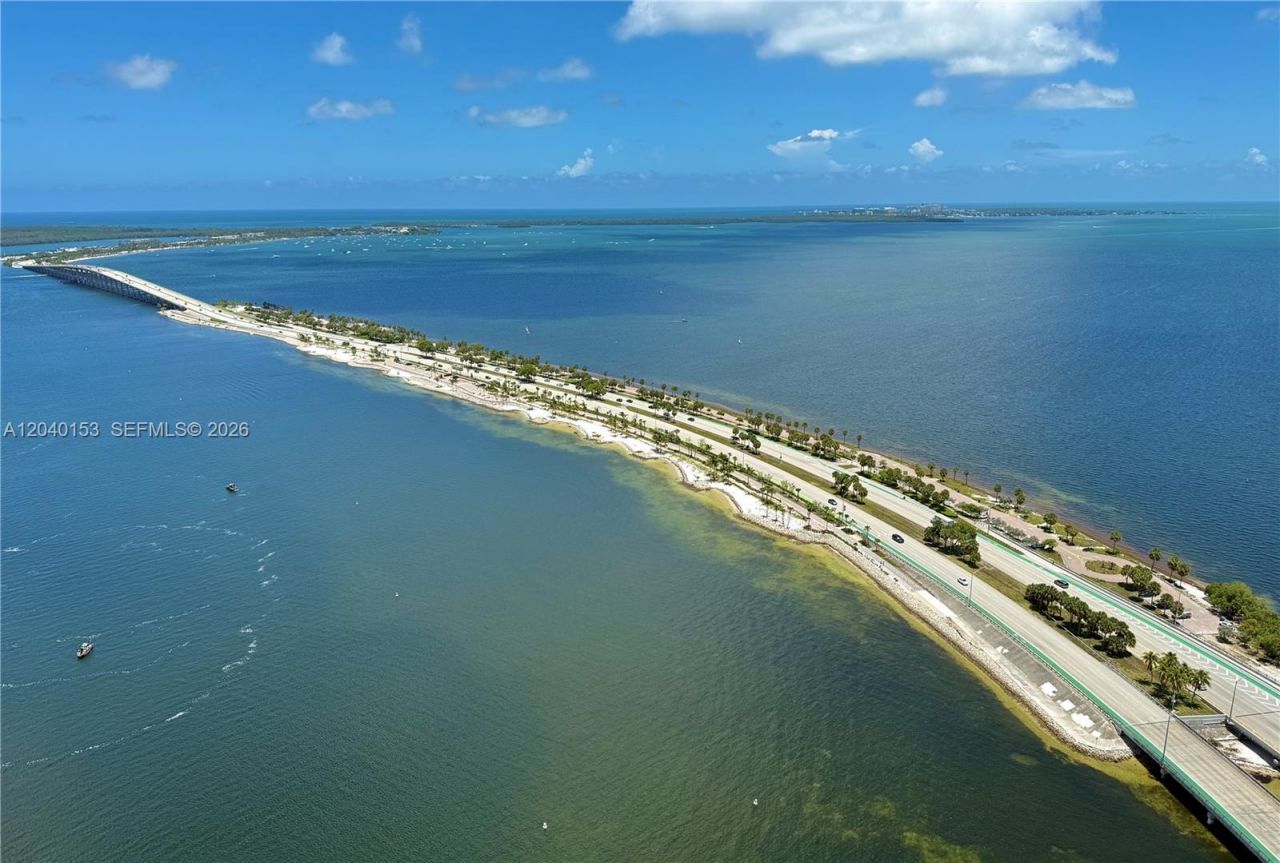 175 SE 25th. , Unit 3401/3402, Miami, FL 33129 Photo