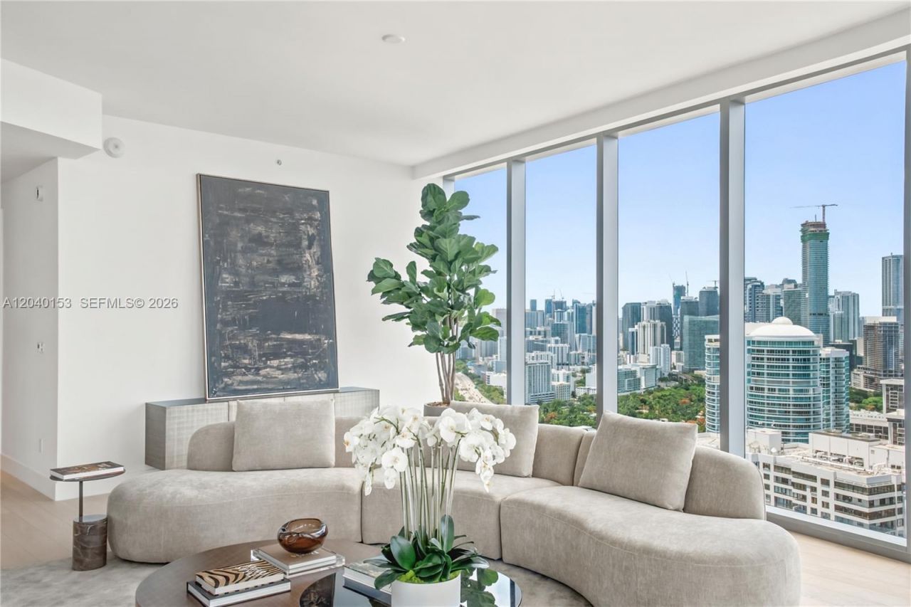 175 SE 25th. , Unit 3401/3402, Miami, FL 33129 Photo
