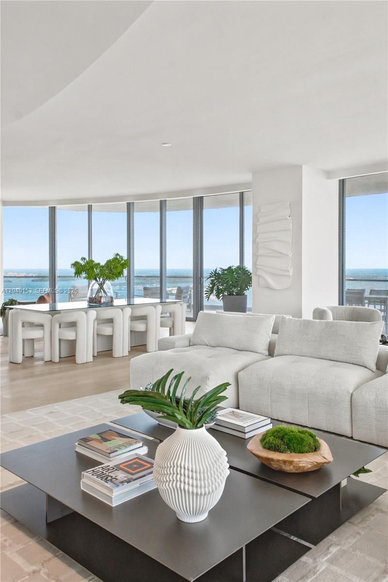 175 SE 25th. , Unit 3401/3402, Miami, FL 33129 Photo