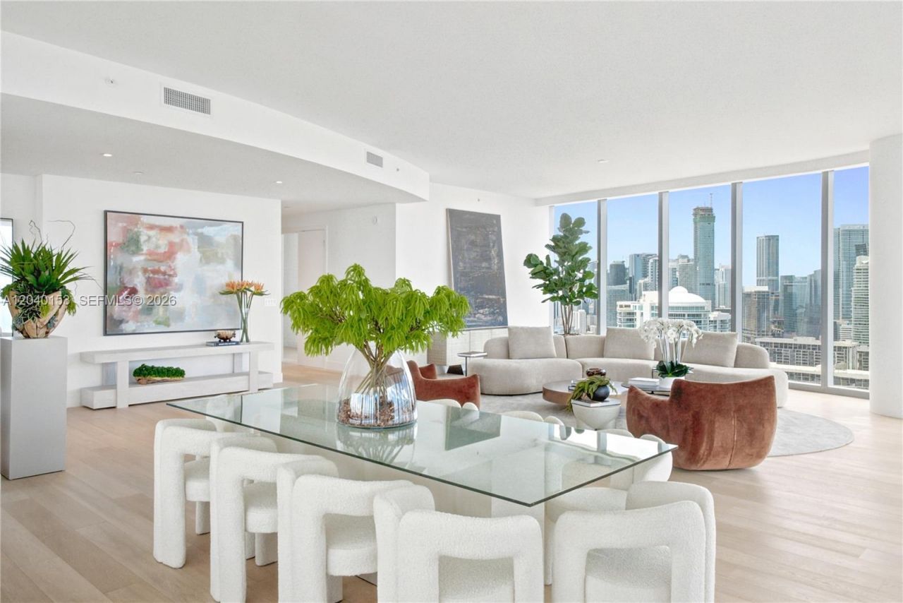 175 SE 25th. , Unit 3401/3402, Miami, FL 33129 Photo