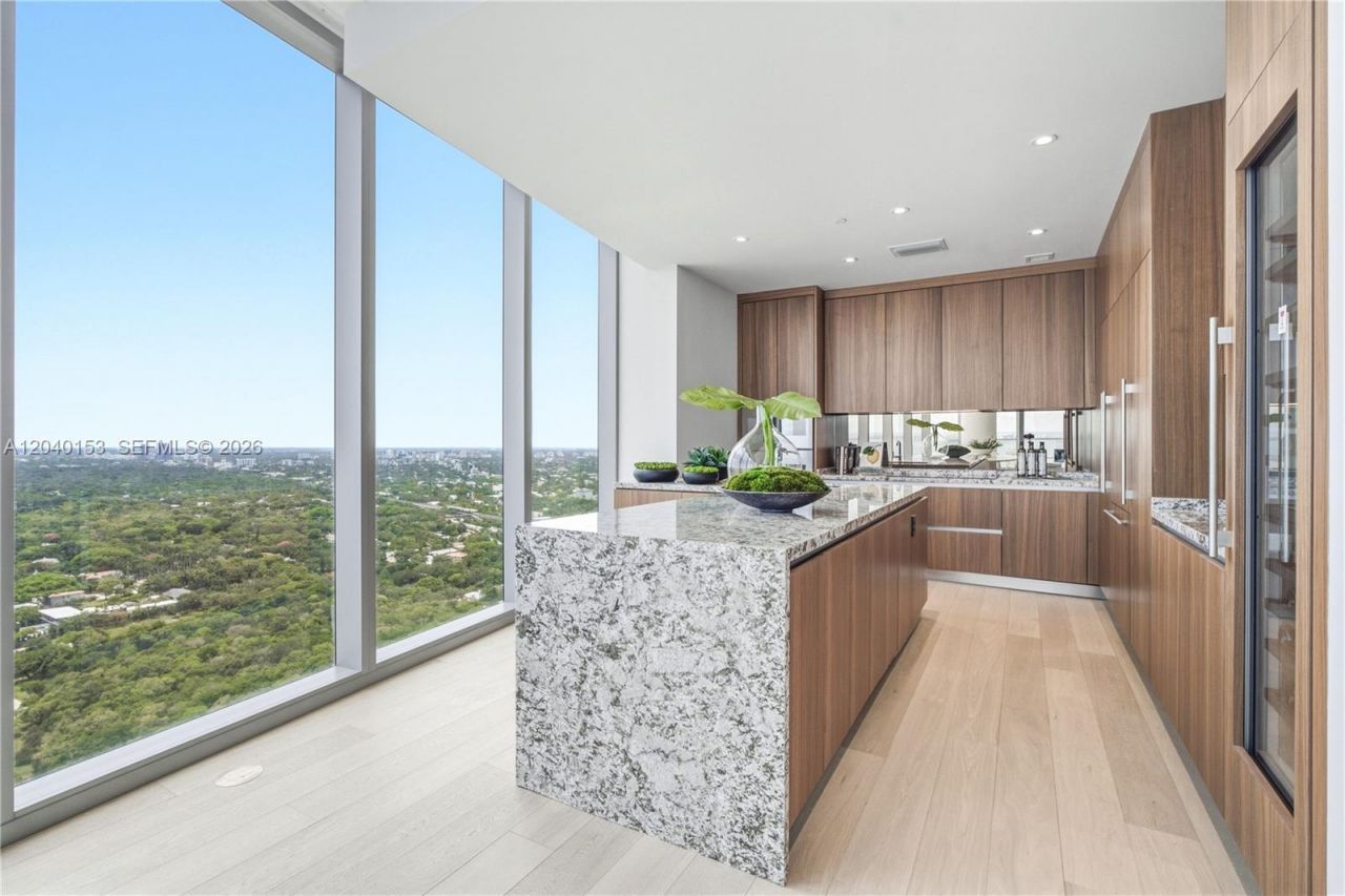175 SE 25th. , Unit 3401/3402, Miami, FL 33129 Photo