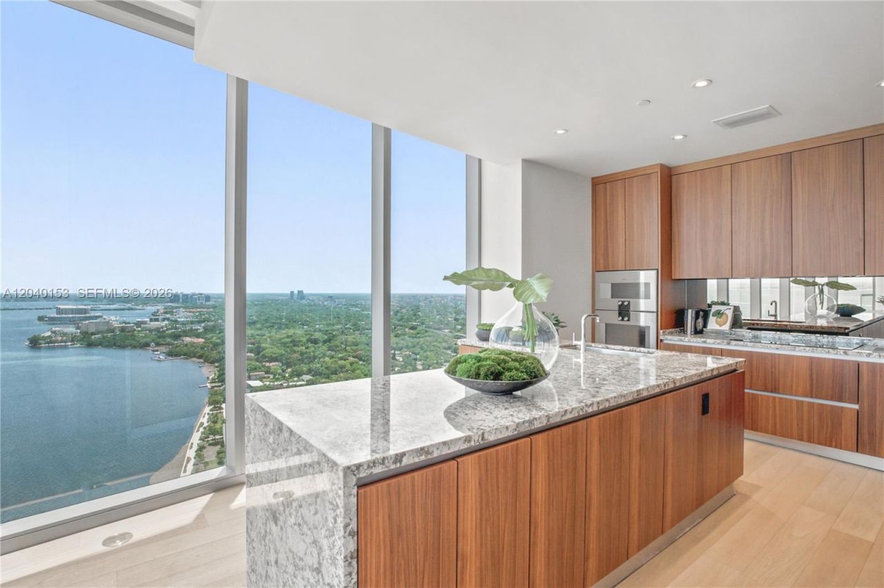 175 SE 25th. , Unit 3401/3402, Miami, FL 33129 Photo