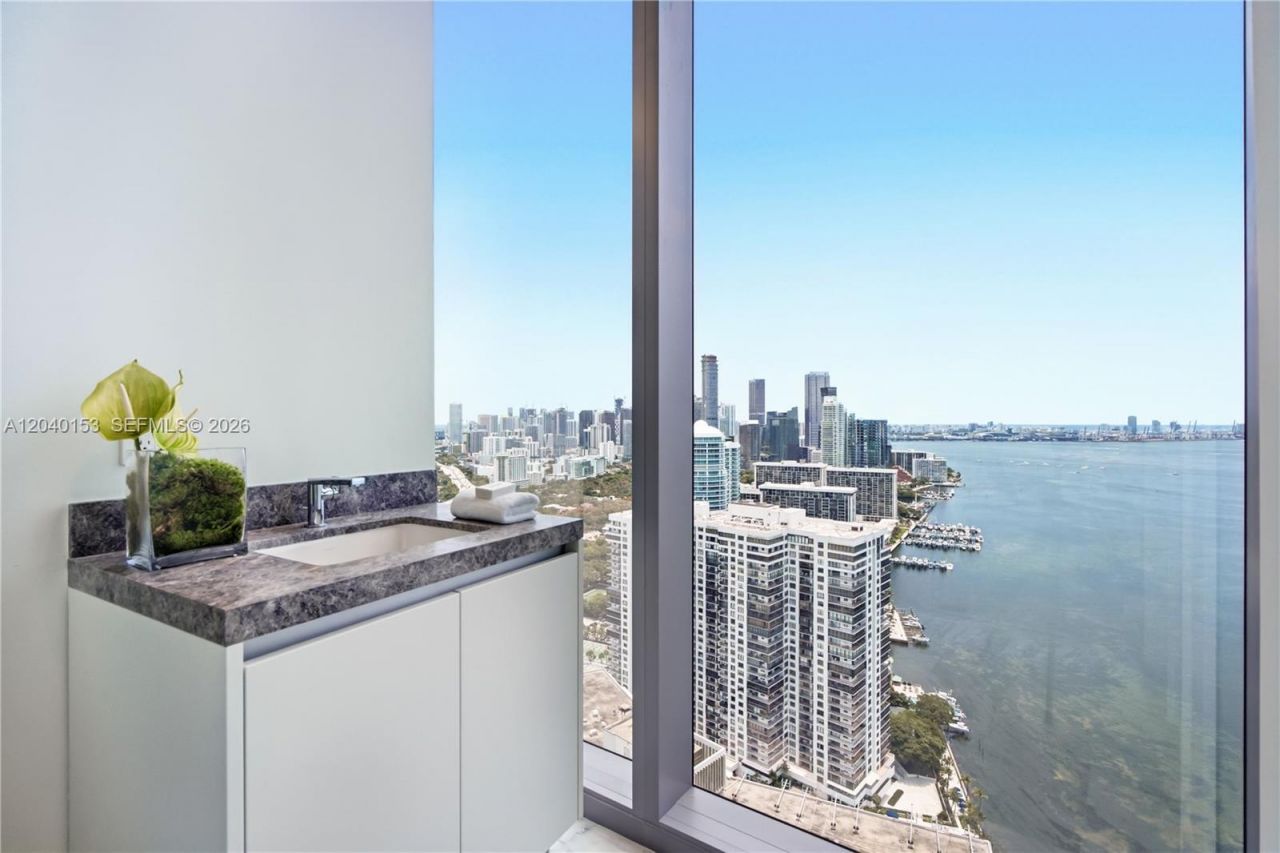175 SE 25th. , Unit 3401/3402, Miami, FL 33129 Photo