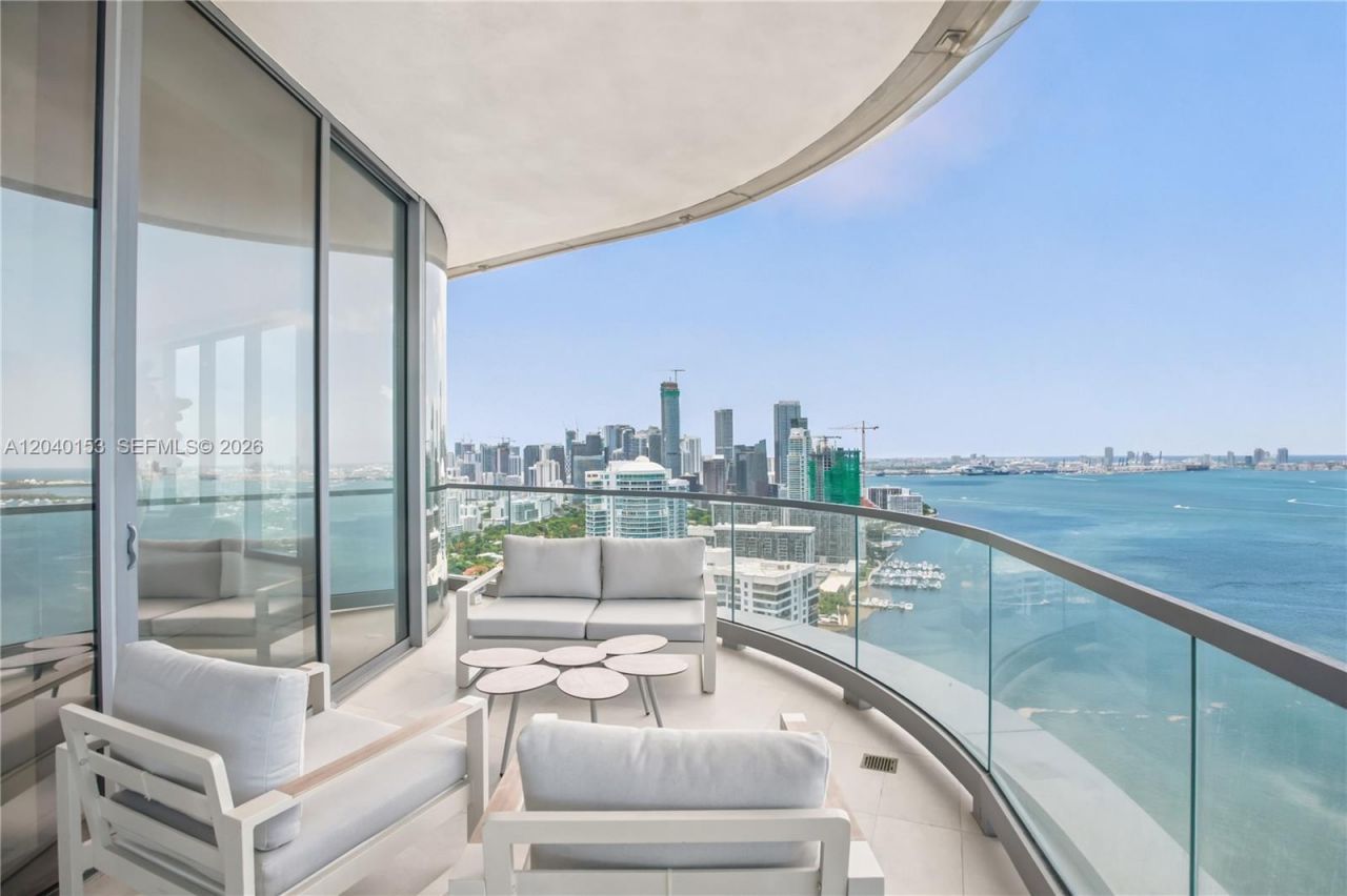 175 SE 25th. , Unit 3401/3402, Miami, FL 33129 Photo