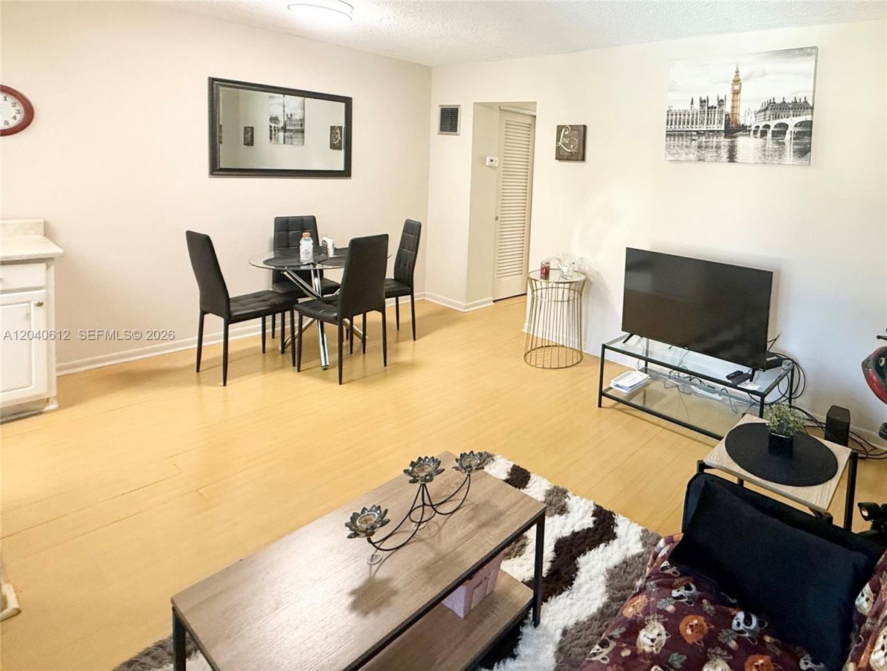 2145 Pierce St, Unit 206, Hollywood, FL 33020 Photo