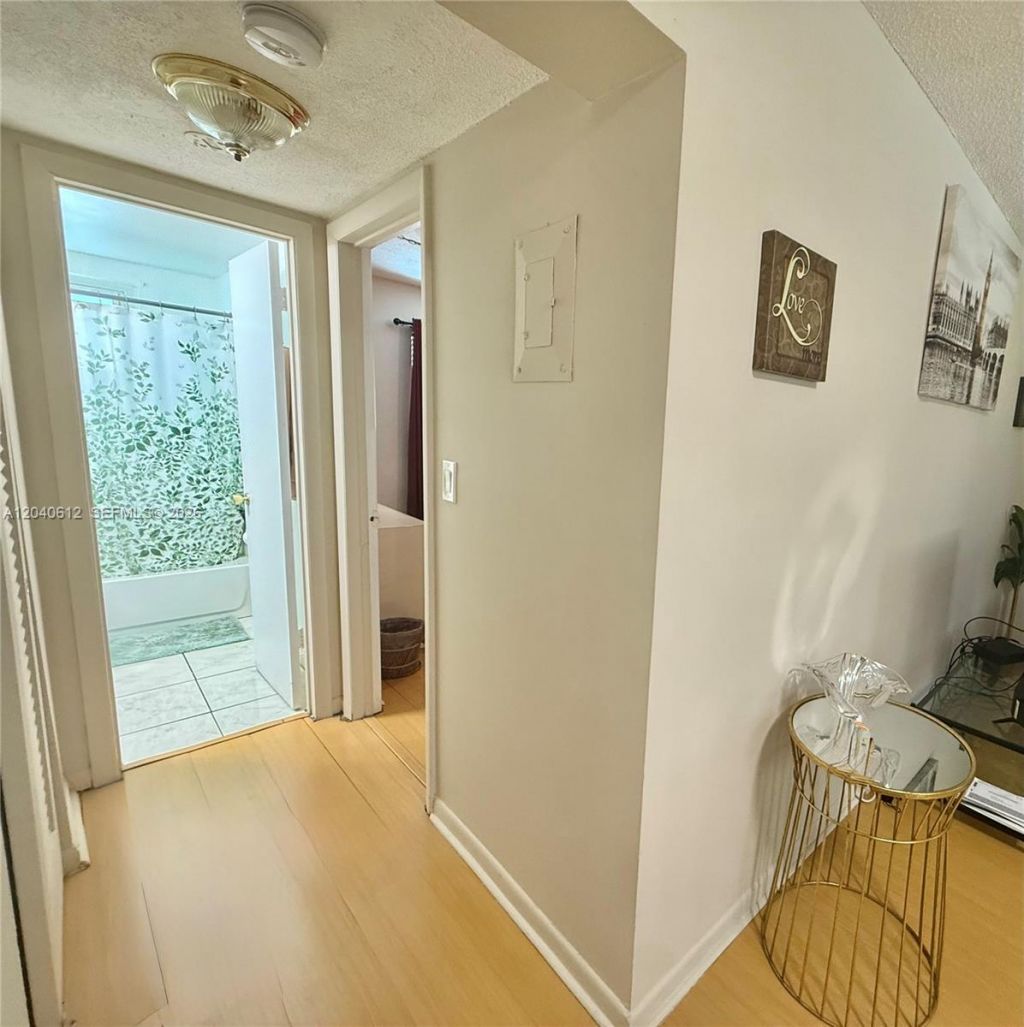 2145 Pierce St, Unit 206, Hollywood, FL 33020 Photo