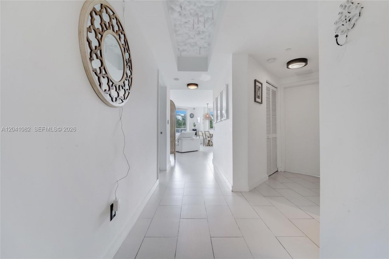 4250 Biscayne Blvd , Unit 301, Miami, FL 33137 Photo
