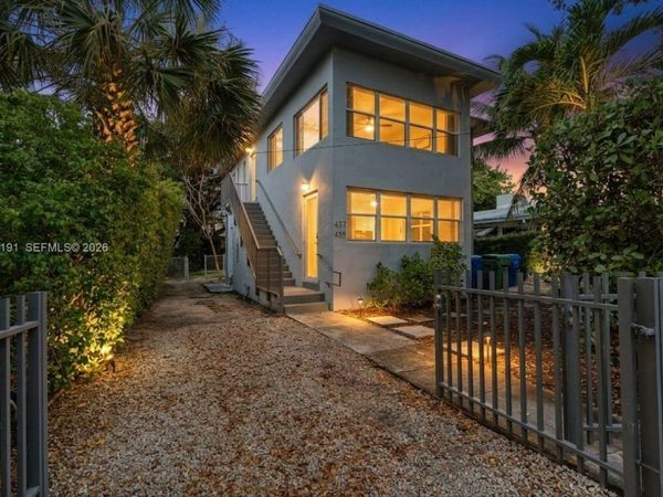 435 NE 69th St, Unit 1, Miami, FL 33138