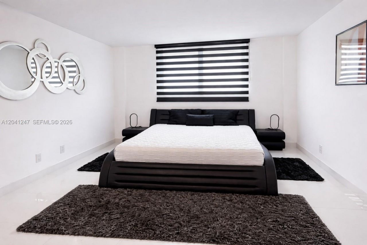 19380 Collins Ave, Unit 307, Sunny Isles Beach, FL 33160 Photo