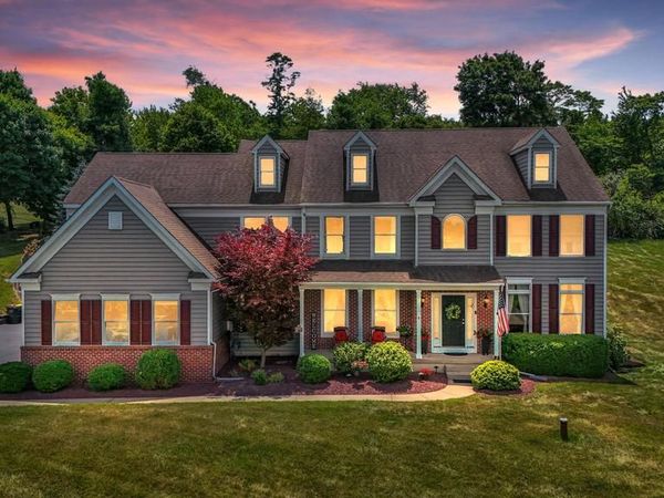 2760 VALLEY VIEW ROAD, HELLERTOWN, PA 18055