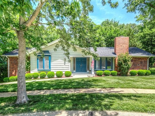 501 Clayworth Drive, Ballwin, MO 63011