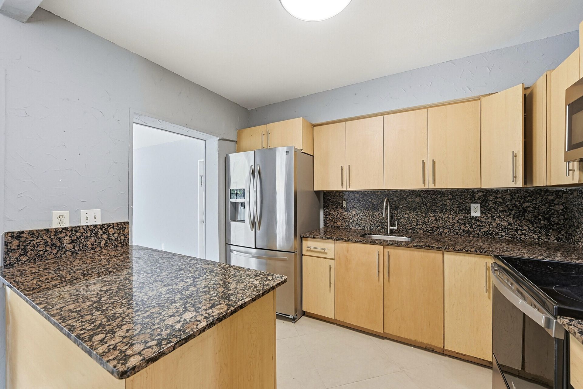 740 E Evanston Circle, Fort Lauderdale, FL 33312 Photo