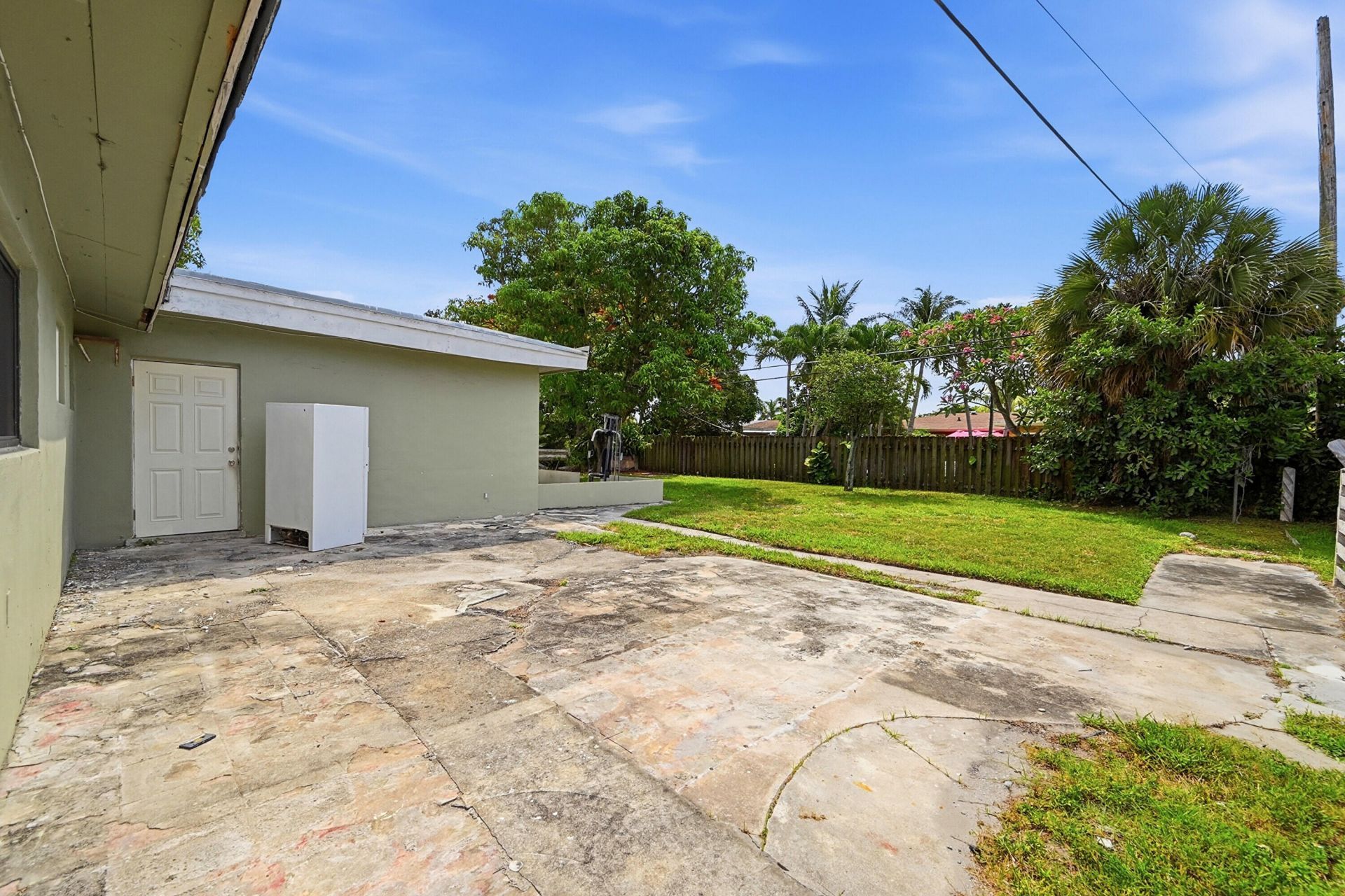 740 E Evanston Circle, Fort Lauderdale, FL 33312 Photo
