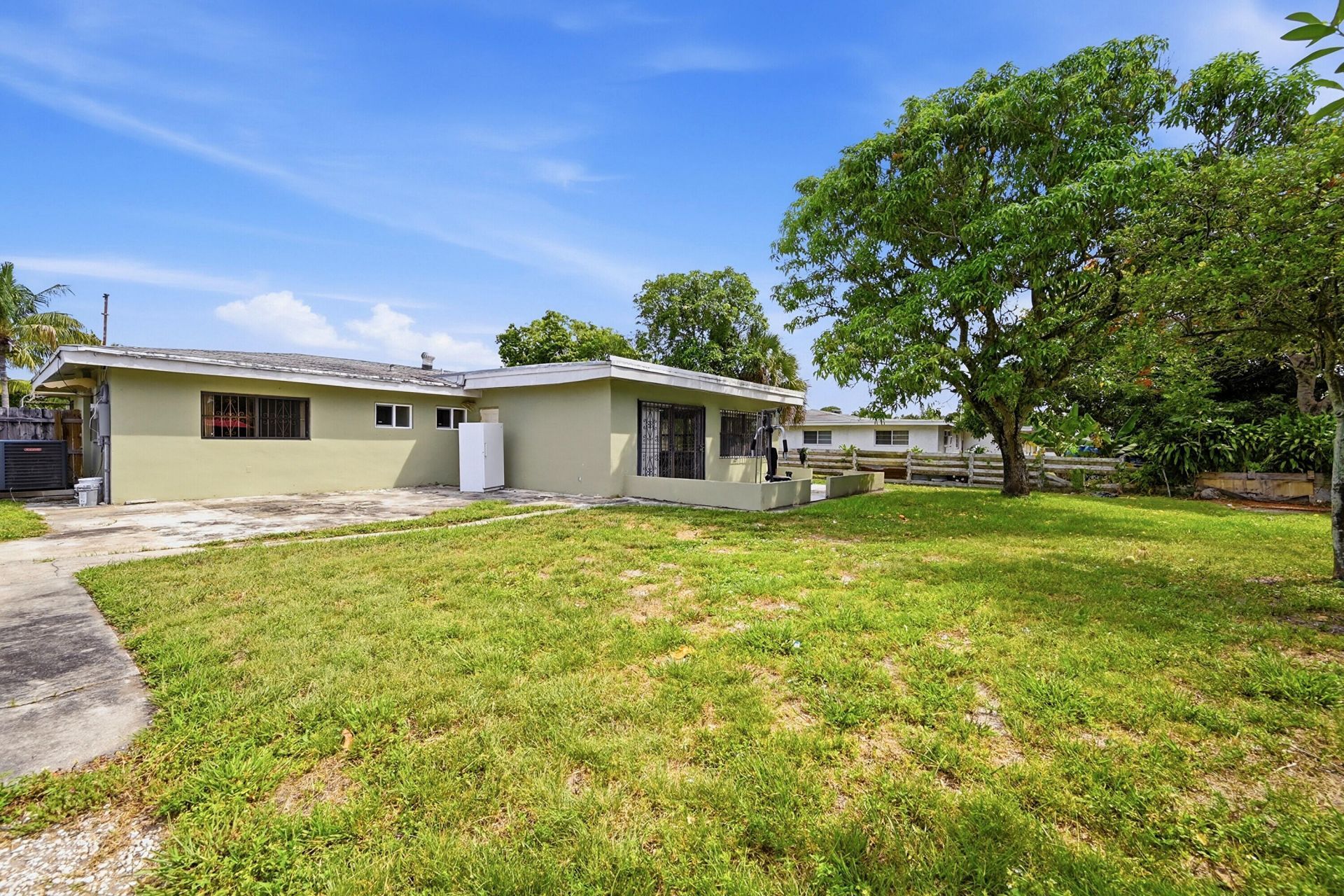 740 E Evanston Circle, Fort Lauderdale, FL 33312 Photo