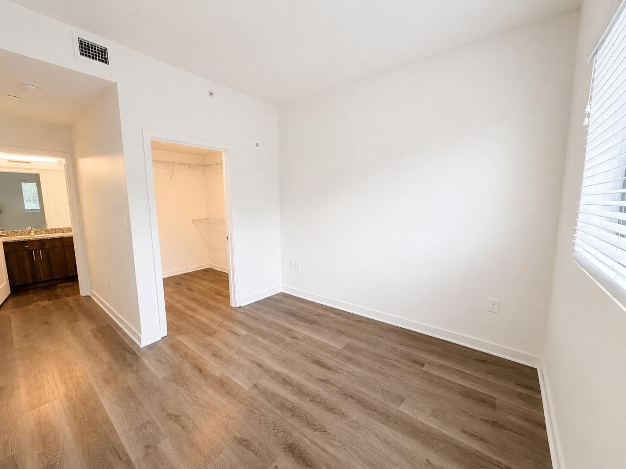 4270 Lakewood Road, Unit 207, Lake Worth Beach, FL 33461 Photo