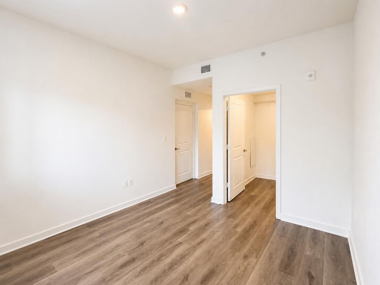 4270 Lakewood Road, Unit 207, Lake Worth Beach, FL 33461 Photo