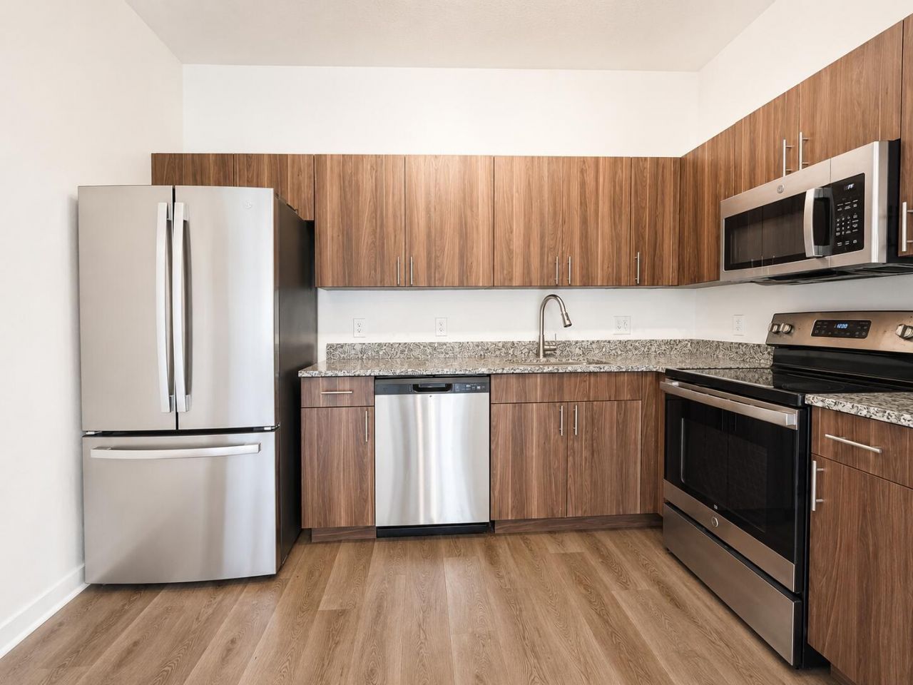 4270 Lakewood Road, Unit 207, Lake Worth Beach, FL 33461 Photo