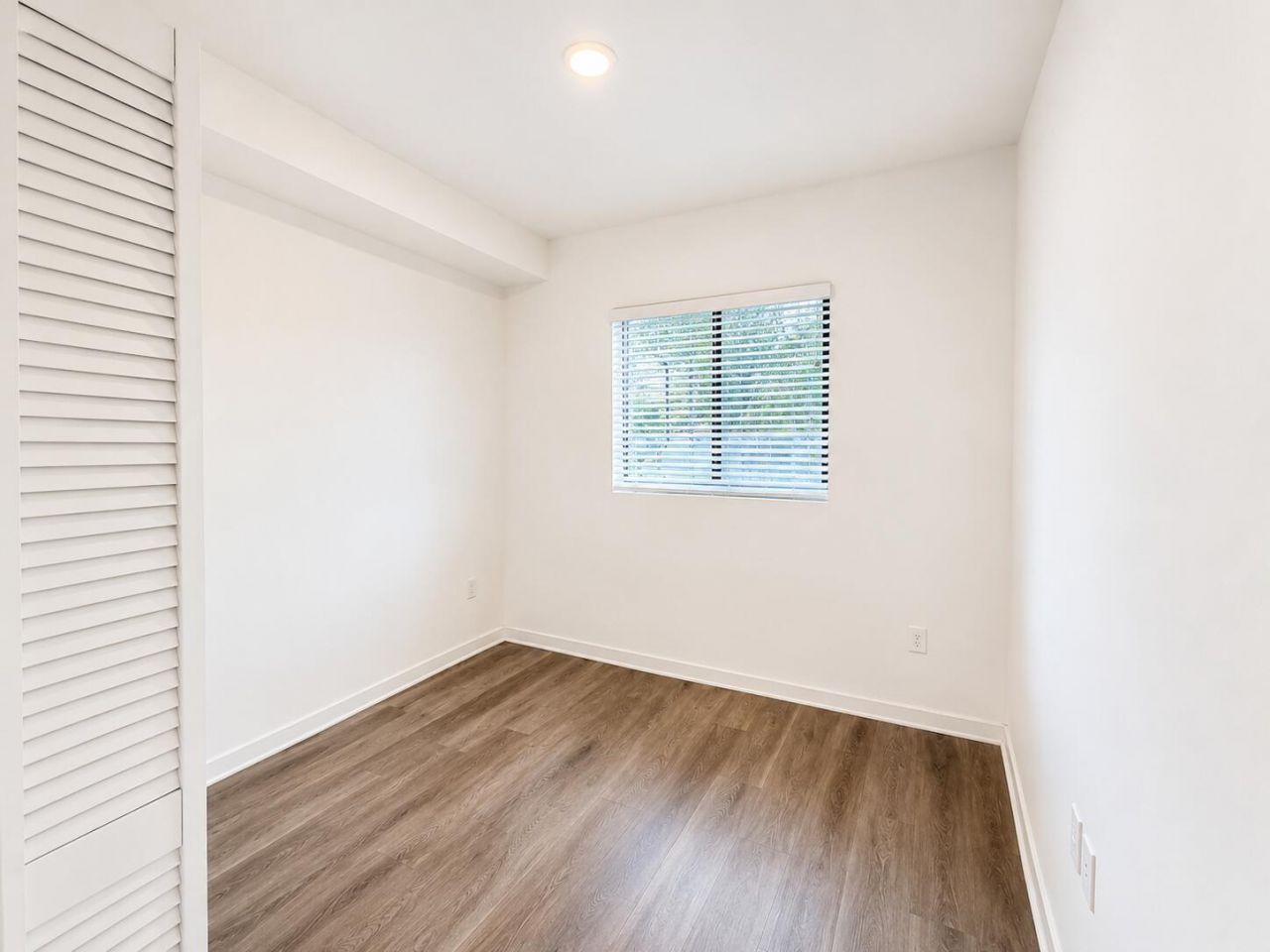 4270 Lakewood Road, Unit 207, Lake Worth Beach, FL 33461 Photo