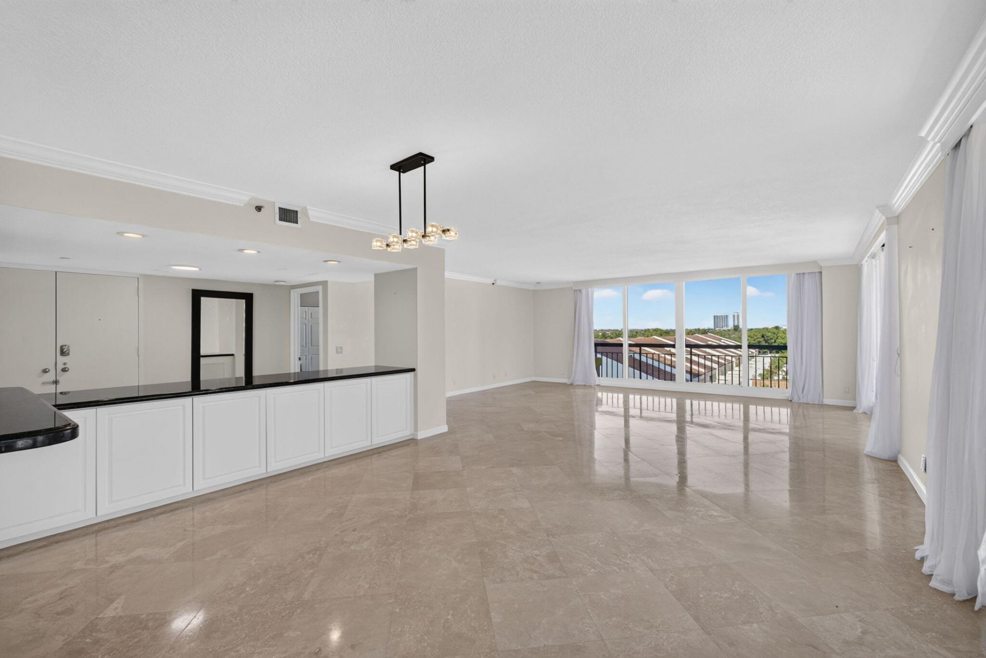 4000 N Ocean Drive, Unit 403, Singer Island, FL 33404 Photo