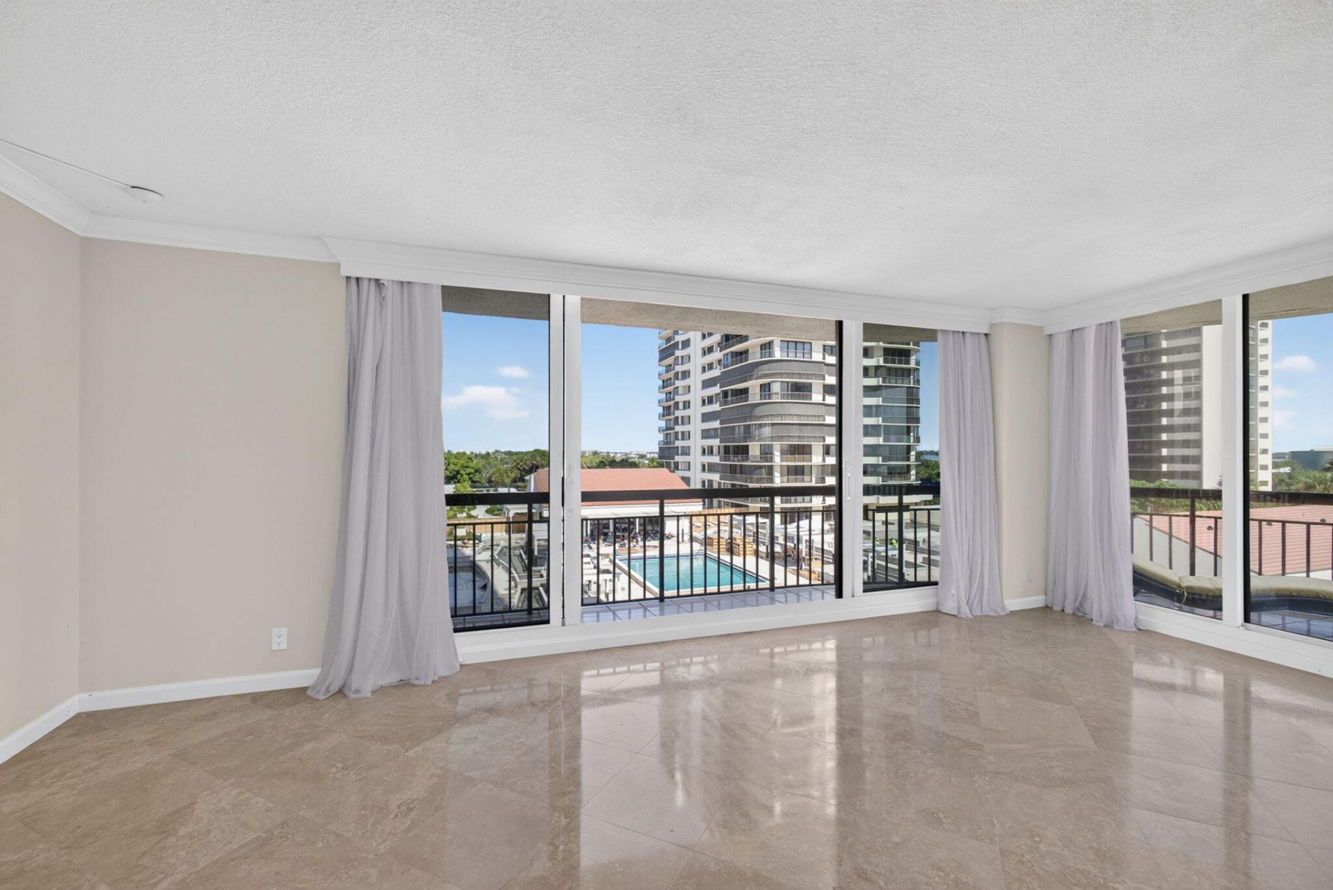 4000 N Ocean Drive, Unit 403, Singer Island, FL 33404 Photo