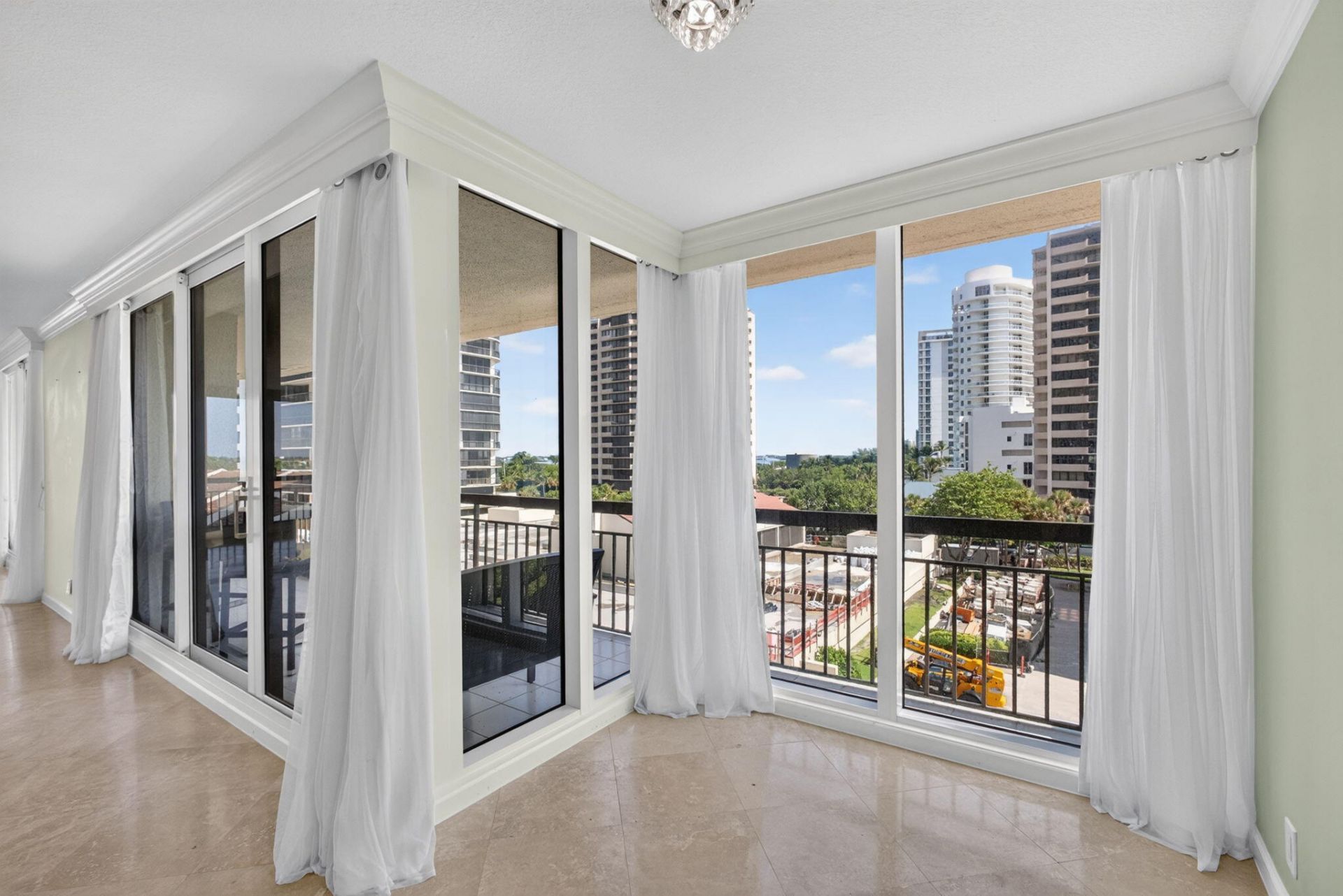 4000 N Ocean Drive, Unit 403, Singer Island, FL 33404 Photo