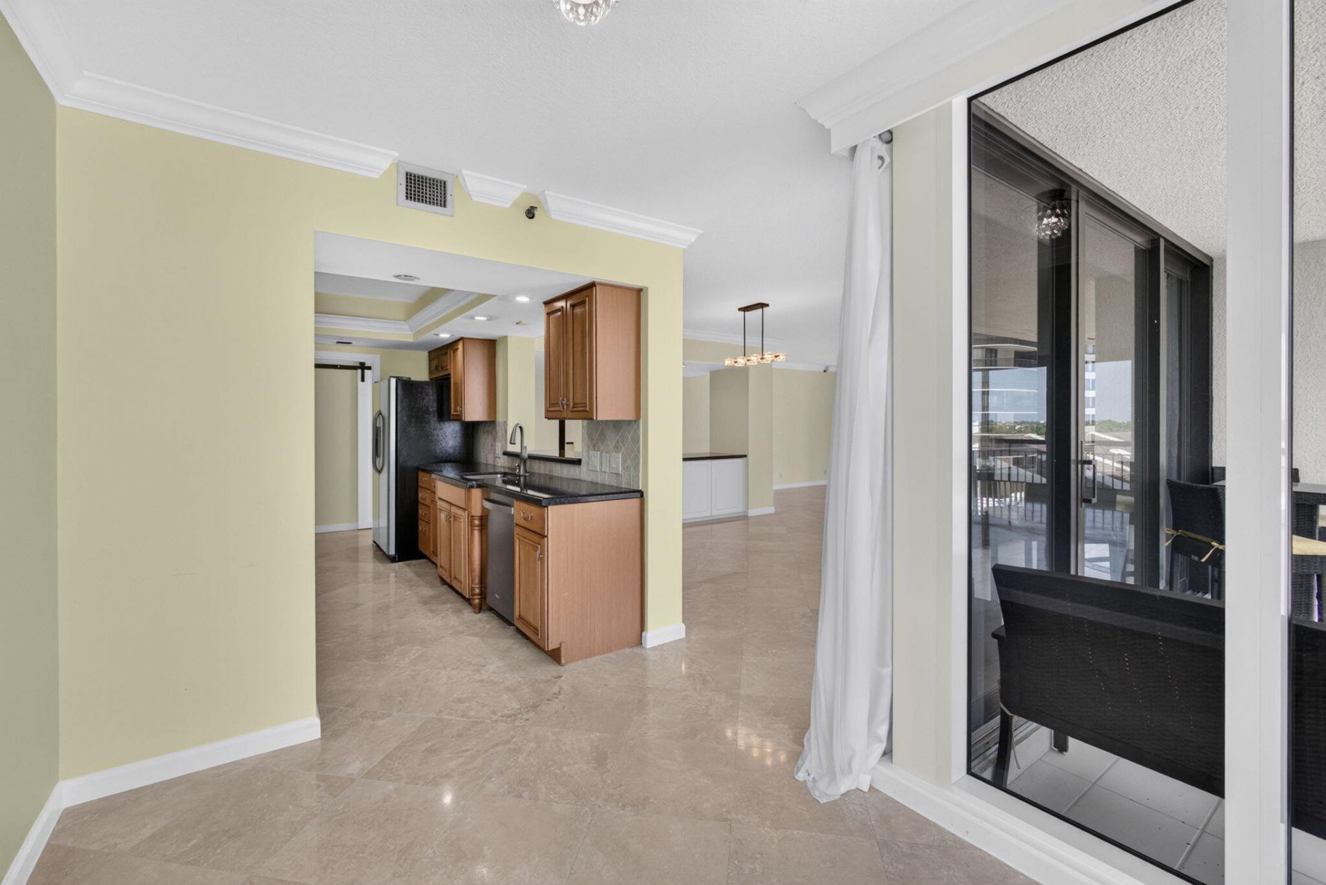 4000 N Ocean Drive, Unit 403, Singer Island, FL 33404 Photo