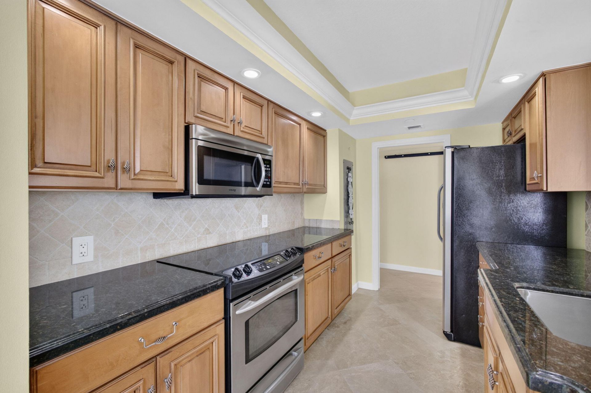 4000 N Ocean Drive, Unit 403, Singer Island, FL 33404 Photo