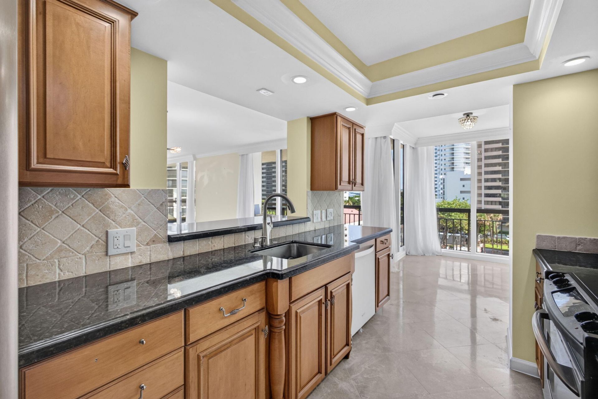 4000 N Ocean Drive, Unit 403, Singer Island, FL 33404 Photo