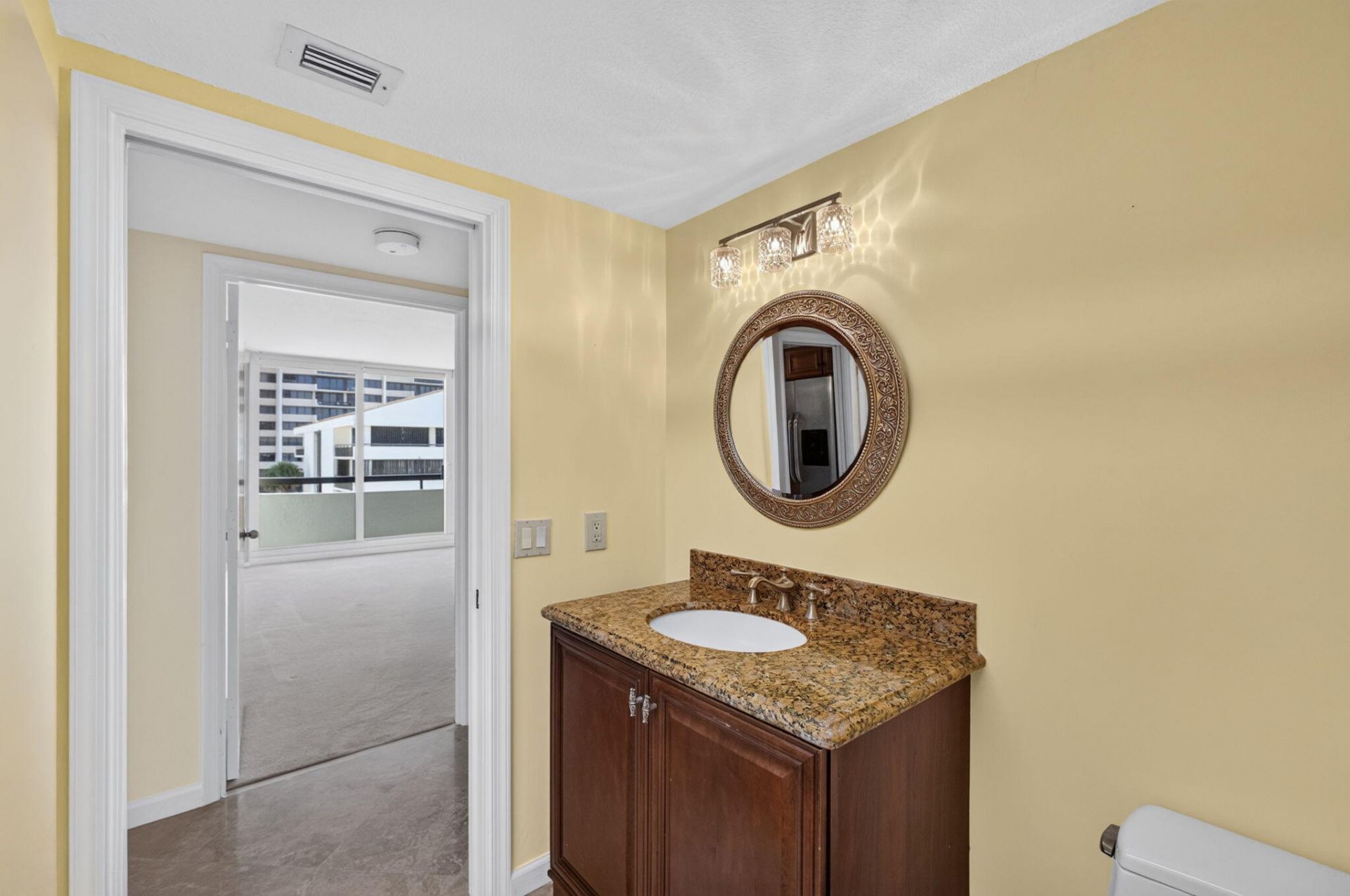 4000 N Ocean Drive, Unit 403, Singer Island, FL 33404 Photo