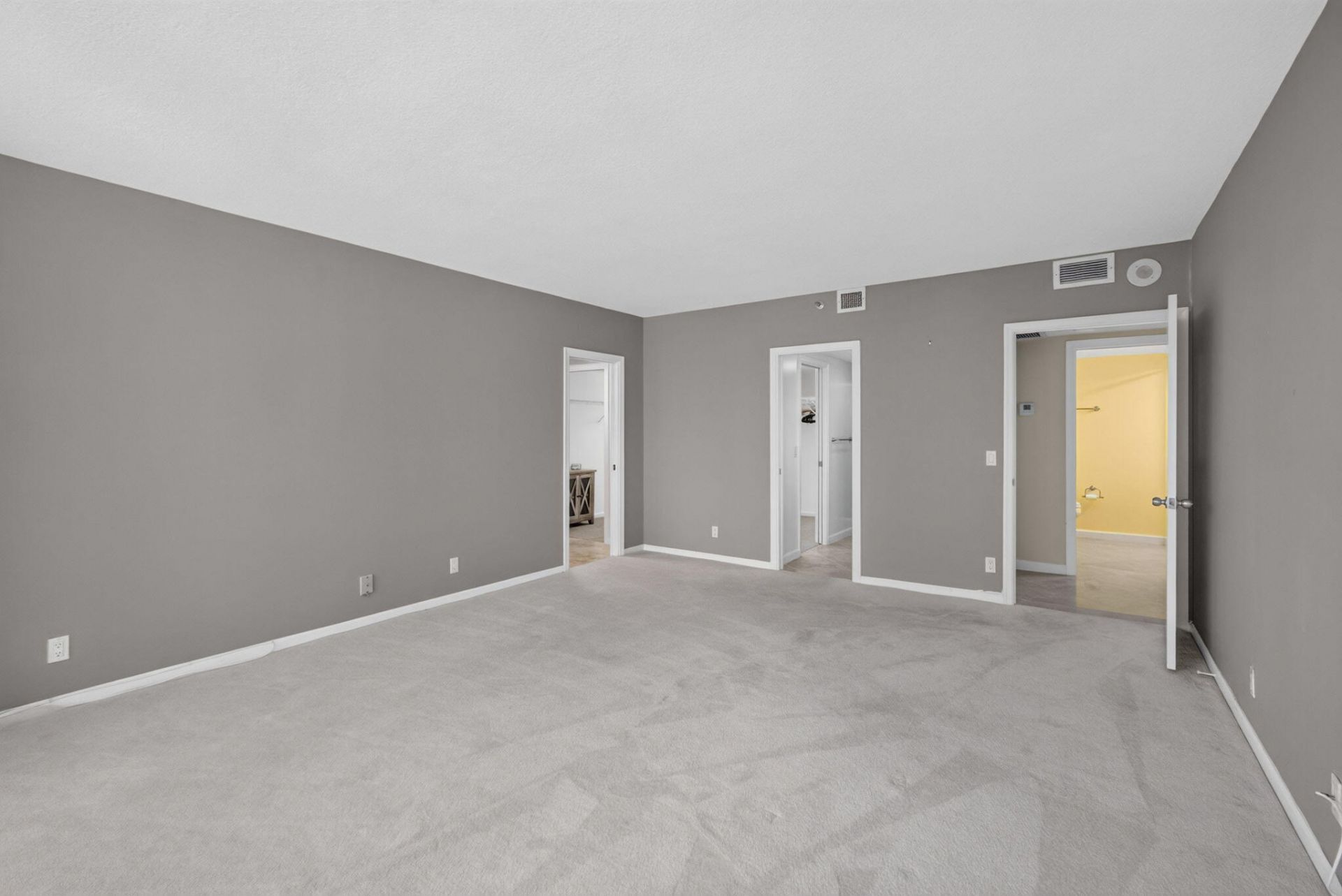 4000 N Ocean Drive, Unit 403, Singer Island, FL 33404 Photo