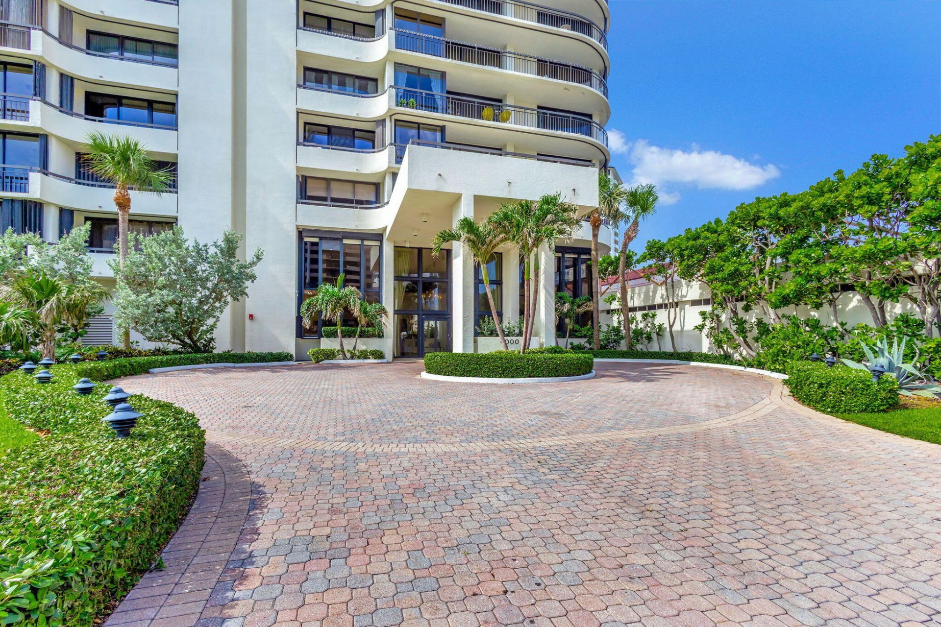 4000 N Ocean Drive, Unit 403, Singer Island, FL 33404 Photo