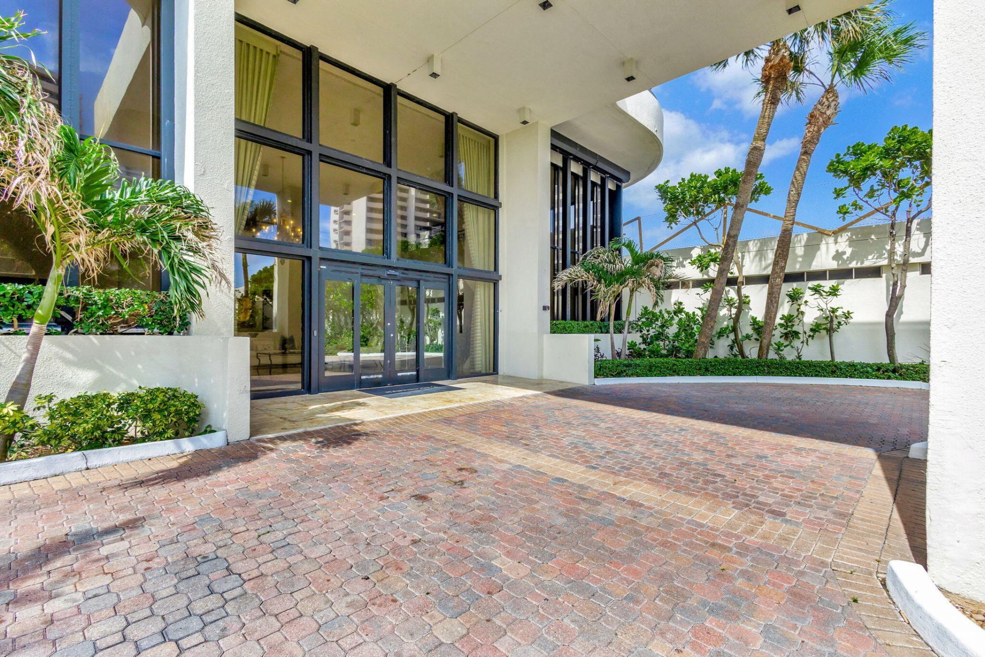 4000 N Ocean Drive, Unit 403, Singer Island, FL 33404 Photo