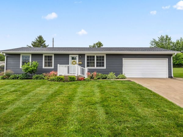 313 Thunderbird Drive, Marshalltown, IA 50158