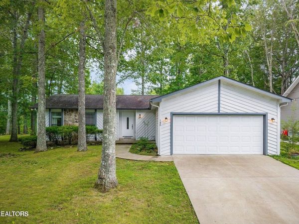 145 Anglewood Drive, Crossville, TN 38558