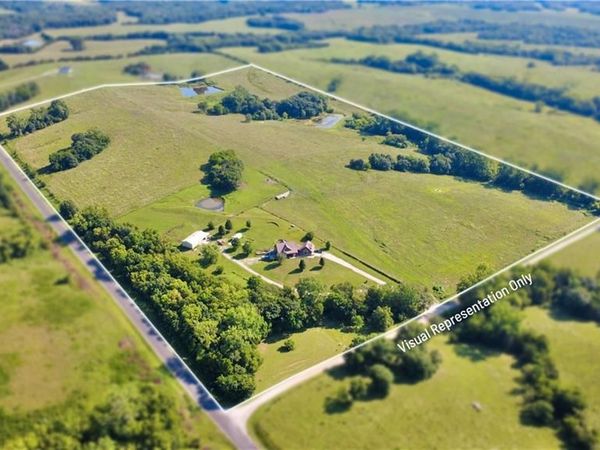 18657 W 240th Avenue, Bethany, MO 64424
