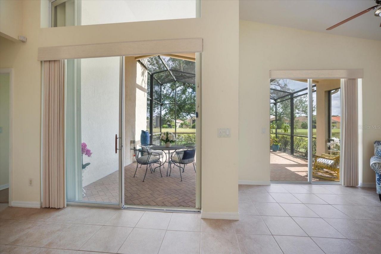 4211 64th Avenue E, Sarasota, FL 34243 Photo