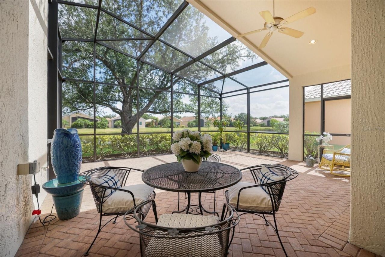 4211 64th Avenue E, Sarasota, FL 34243 Photo