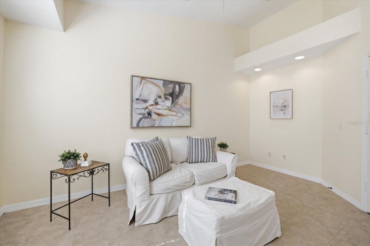 4211 64th Avenue E, Sarasota, FL 34243 Photo