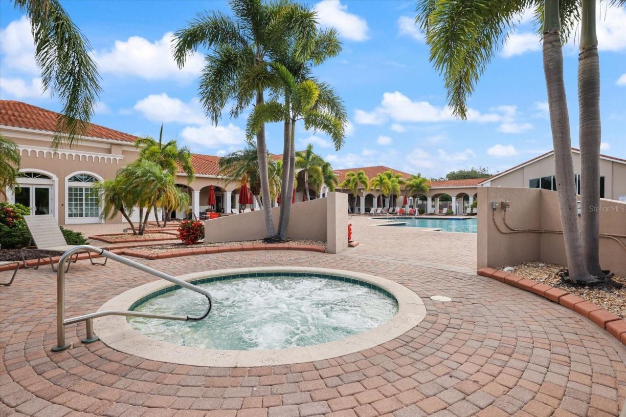 4211 64th Avenue E, Sarasota, FL 34243 Photo