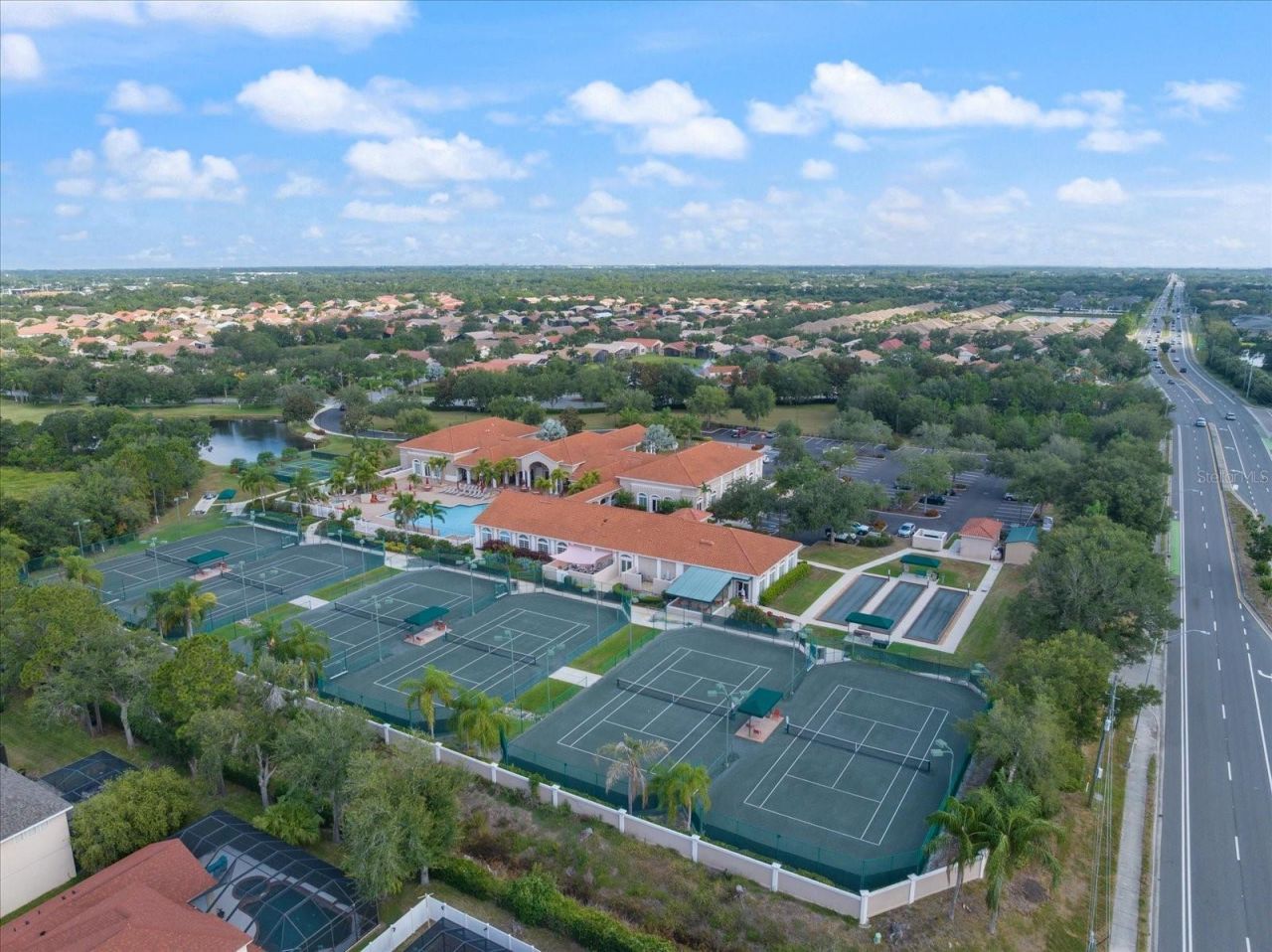 4211 64th Avenue E, Sarasota, FL 34243 Photo
