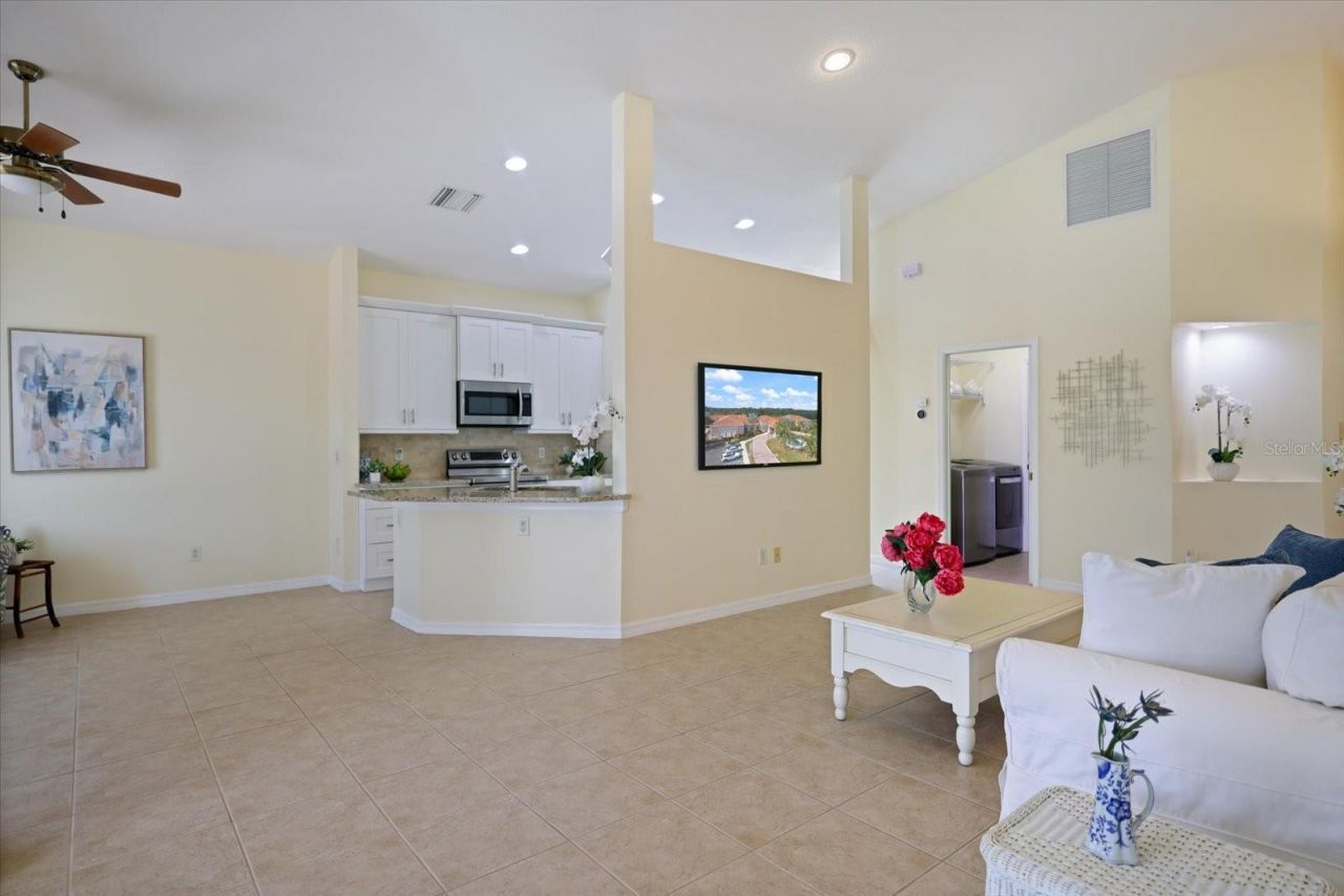 4211 64th Avenue E, Sarasota, FL 34243 Photo