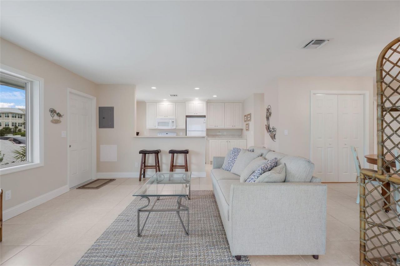 320 Gulf Boulevard, Unit 1A, Boca Grande, FL 33921 Photo