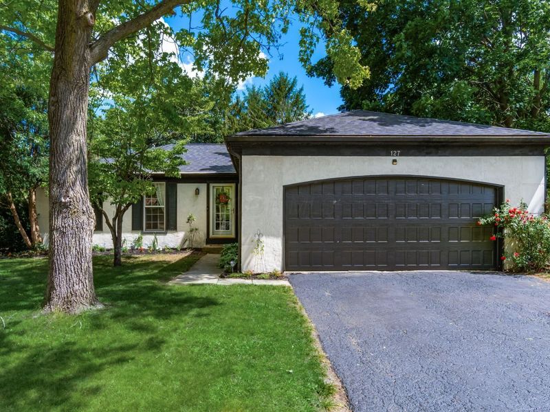 127 Leawood Drive, Delaware, OH 43015 Photo 2