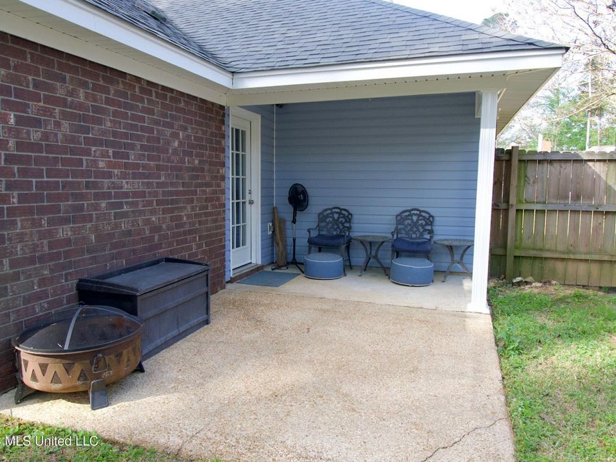 Property Image 36