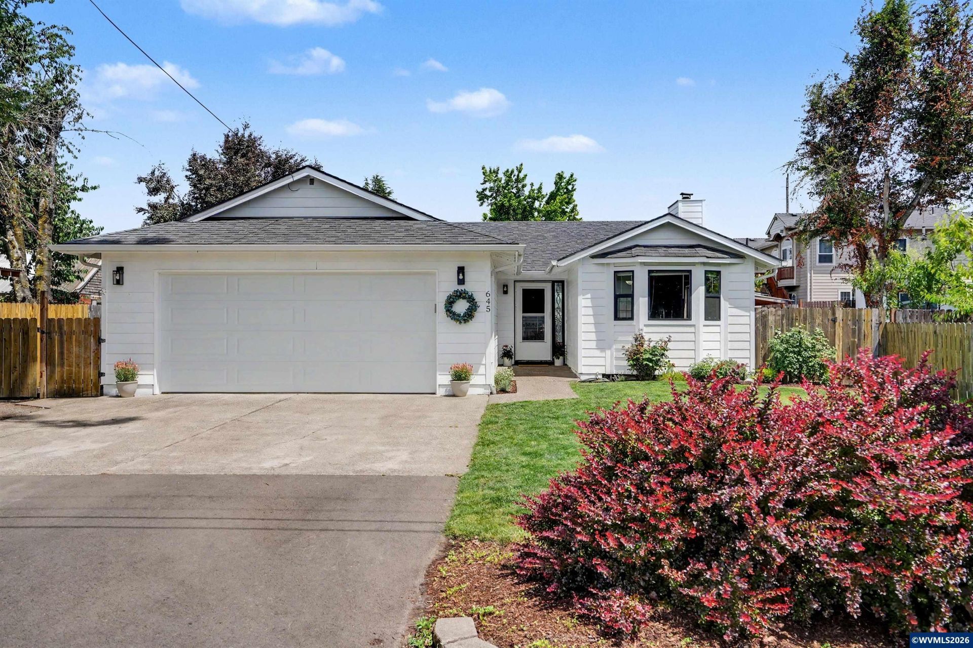 645 John St, Mount Angel, OR 97362 Main Photo