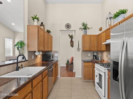 9561 Crystalline Drive, Reno, NV 89506 Photo