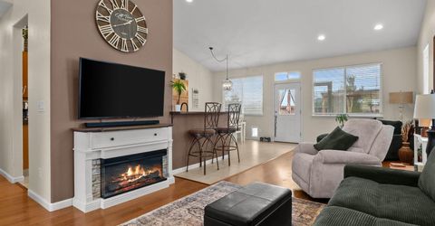 9561 Crystalline Drive, Reno, NV 89506 Photo