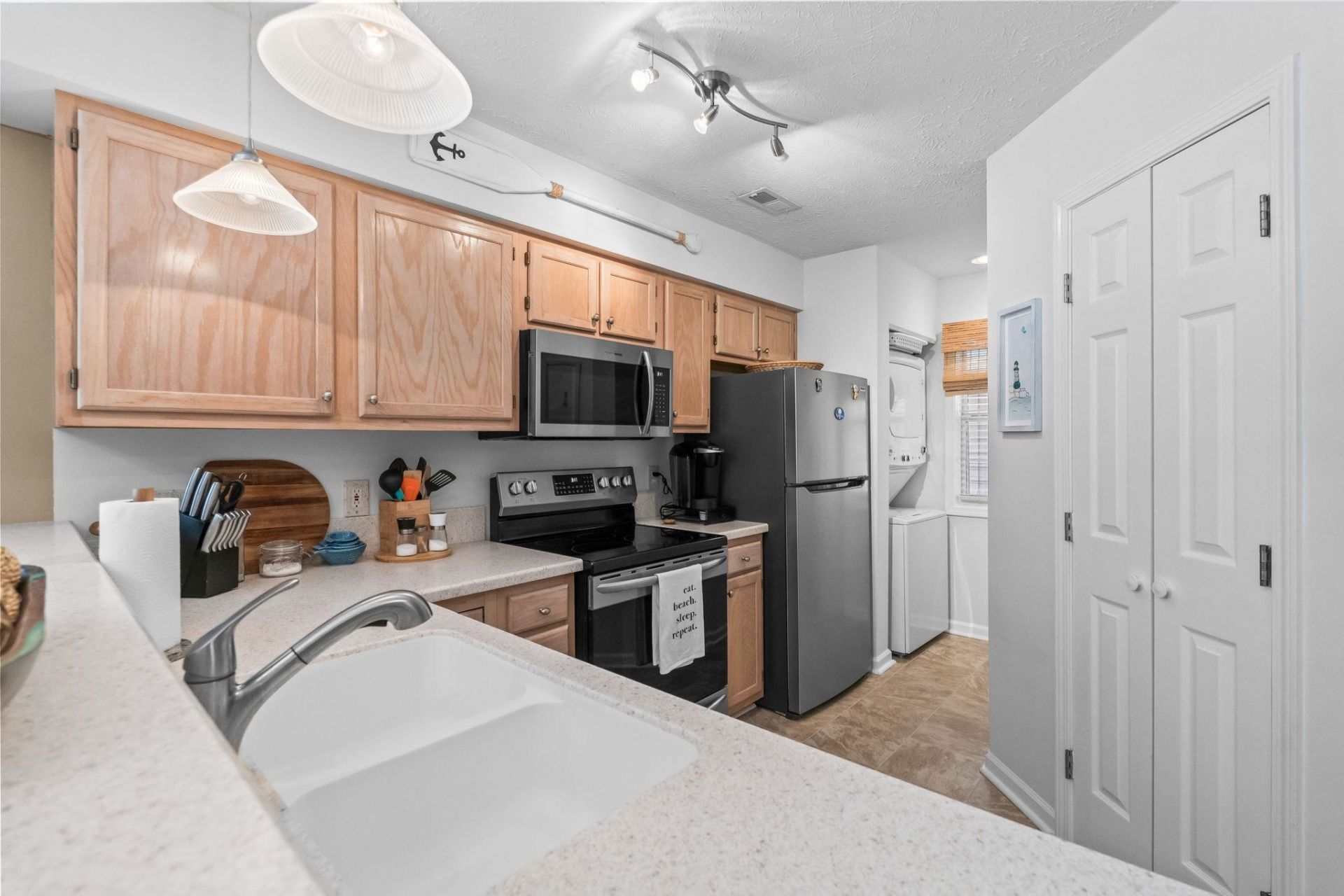 615 Tupelo Ln. Photo 15